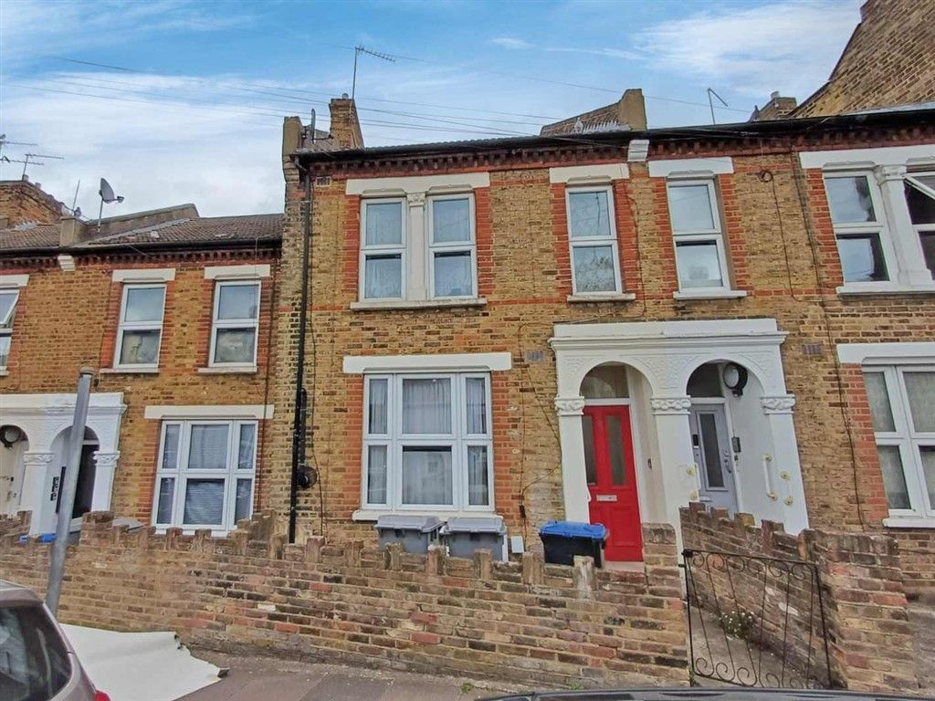 Property photo 1 of 2