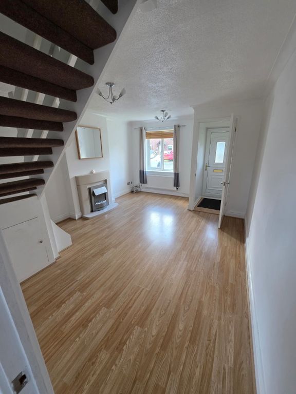 Property photo 3 of 10 Image