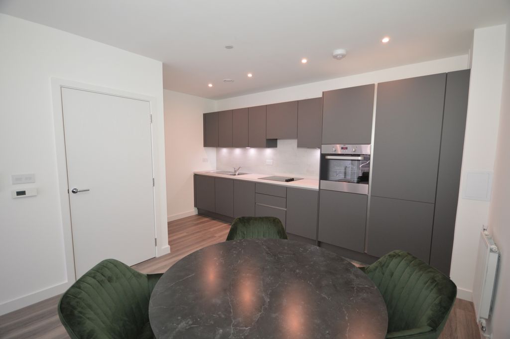 Property photo 2 of 11 2