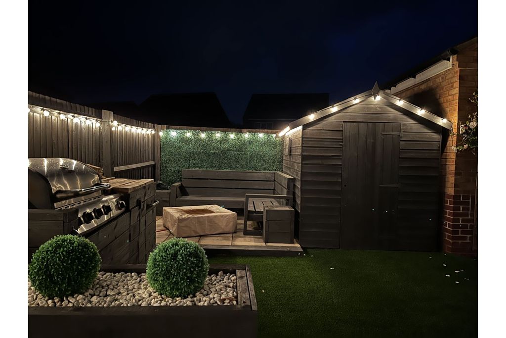 Property photo 2 of 25