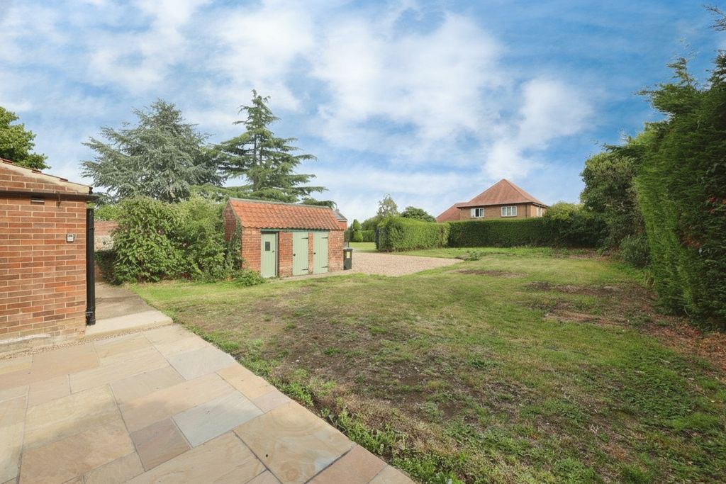 Property photo 3 of 29 4355714