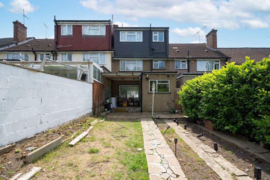 Property photo 3 of 15