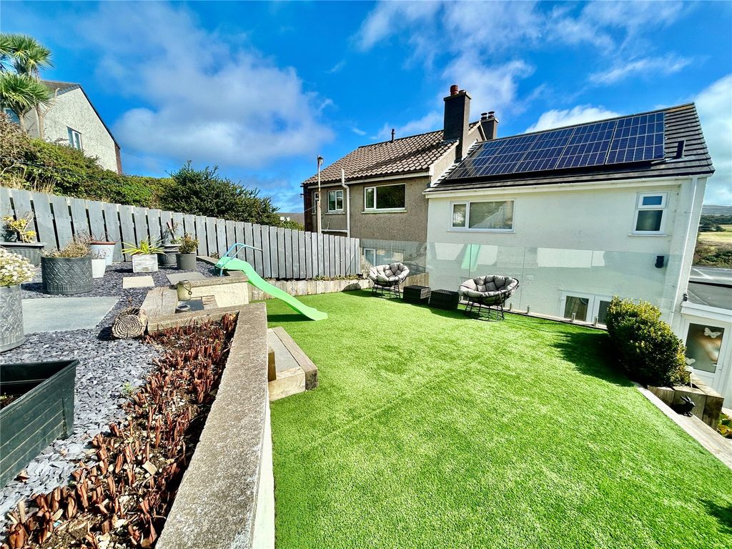 Property photo 2 of 27 Picture No. 22