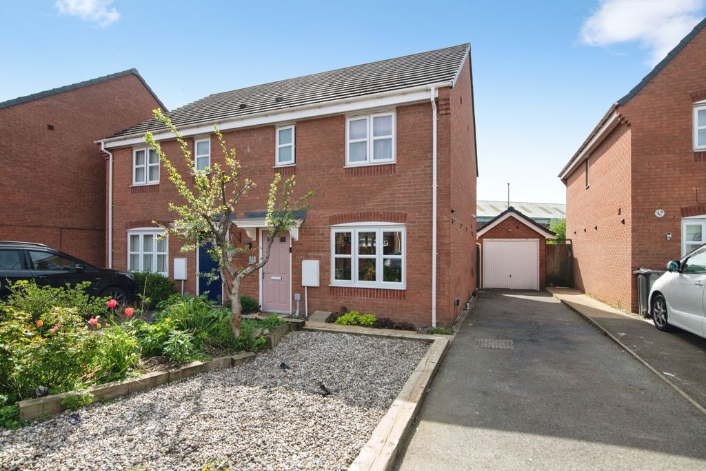 Property photo 1 of 15