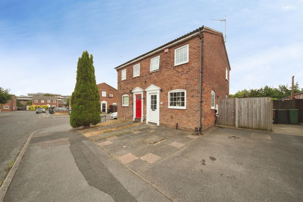 Property photo 1 of 14