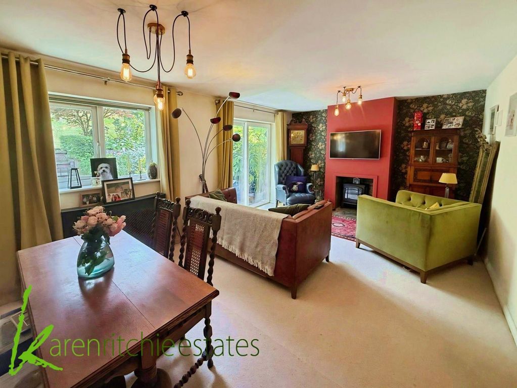 Property photo 2 of 23