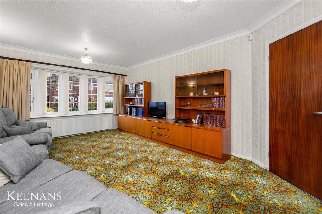 Property photo 3 of 44 3.Jpg