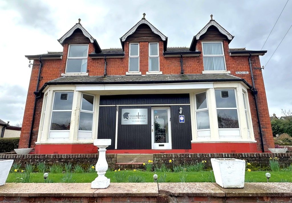 Property photo 2 of 12 Photo 2