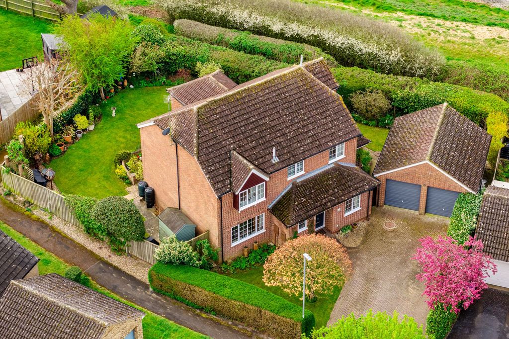 Property photo 1 of 43