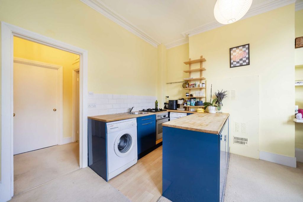 Property photo 2 of 4