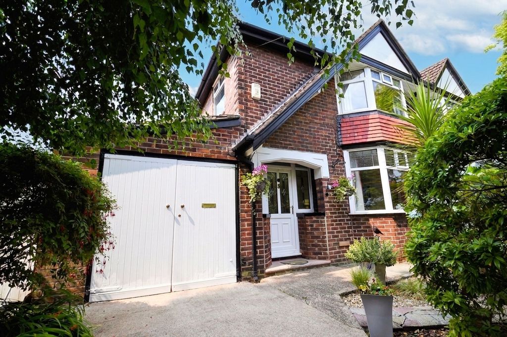 Property photo 1 of 20