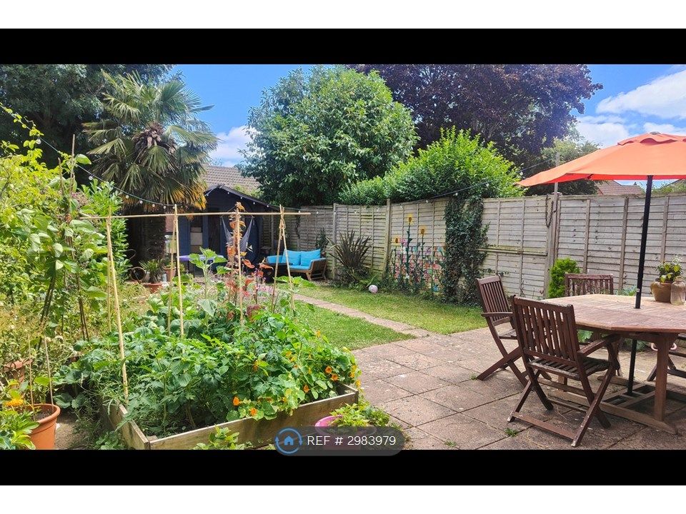 Property photo 3 of 6