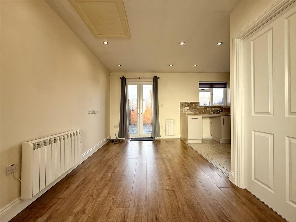 Property photo 2 of 10 2