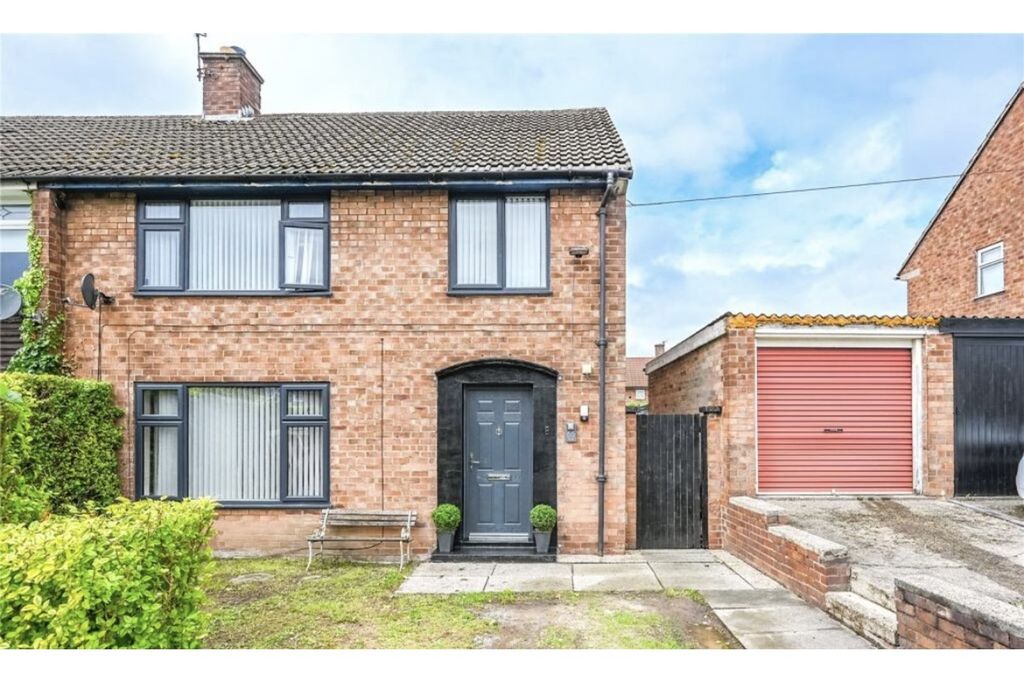 Property photo 2 of 20