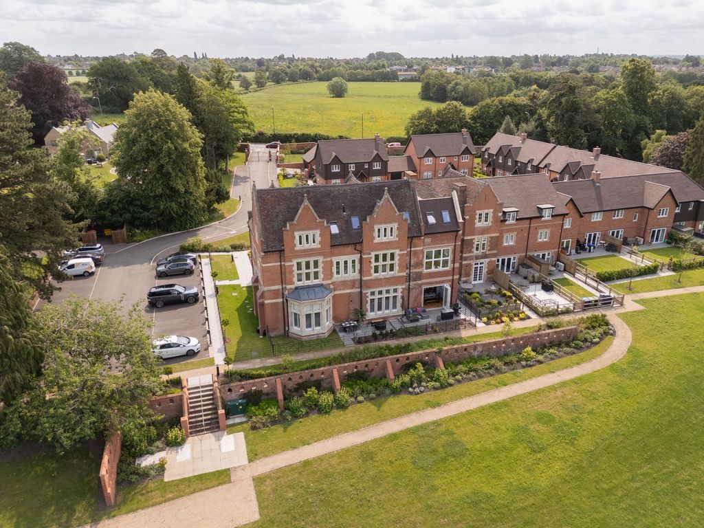 Property photo 1 of 42 Rear Terrace