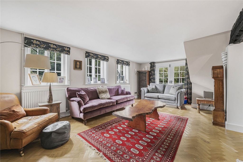 Property photo 3 of 30 Sitting Room