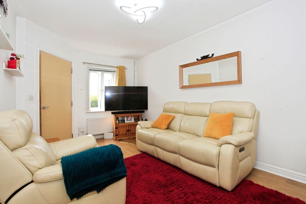 Property photo 3 of 12 Photo