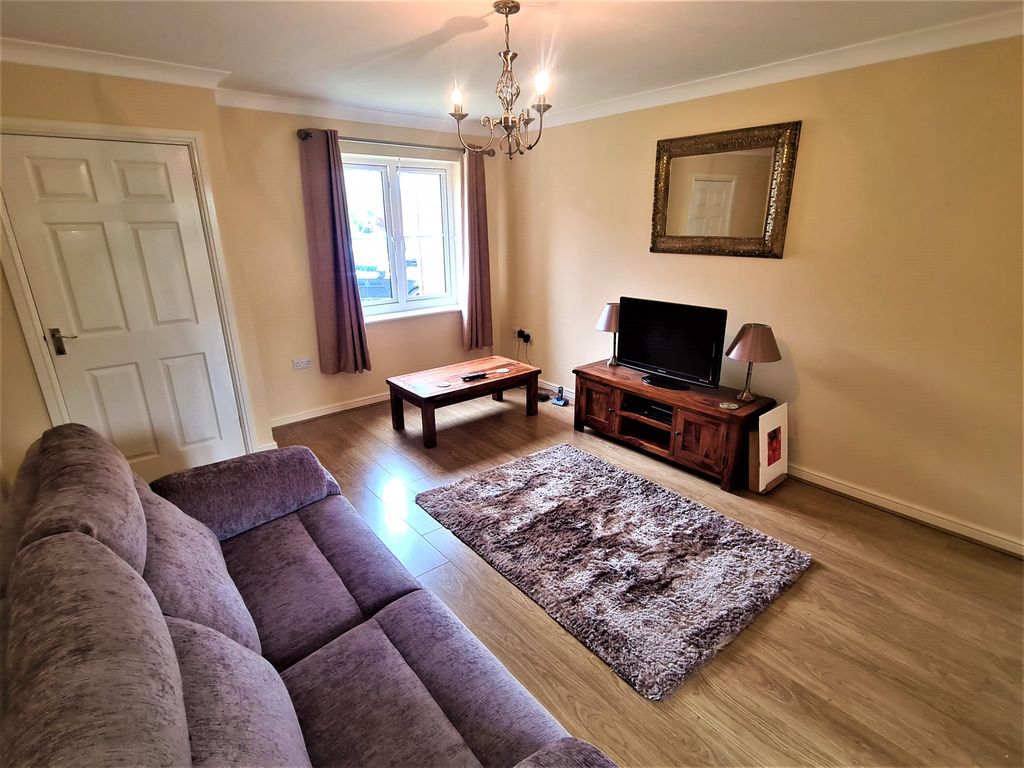 Property photo 3 of 11 Bedroom