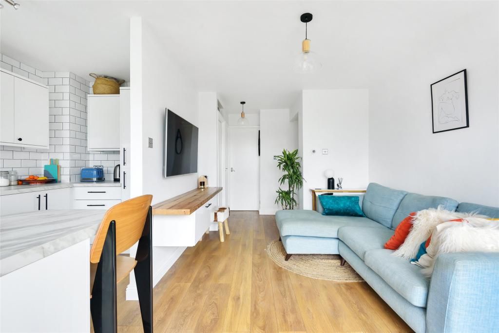 Property photo 3 of 16