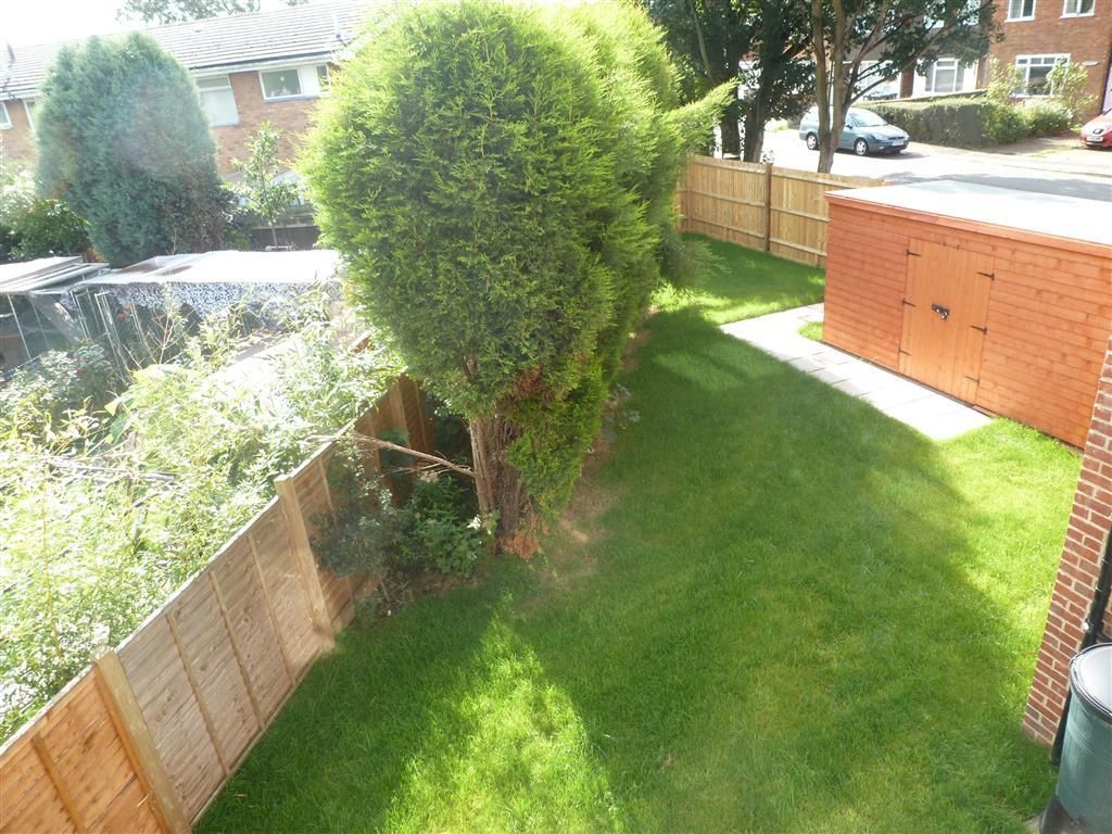 Property photo 2 of 7 Garden
