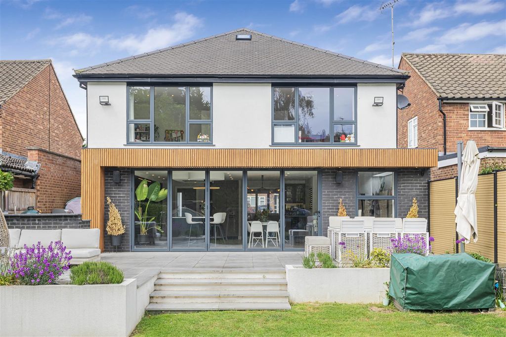 Property photo 1 of 26 18_81688.Jpg