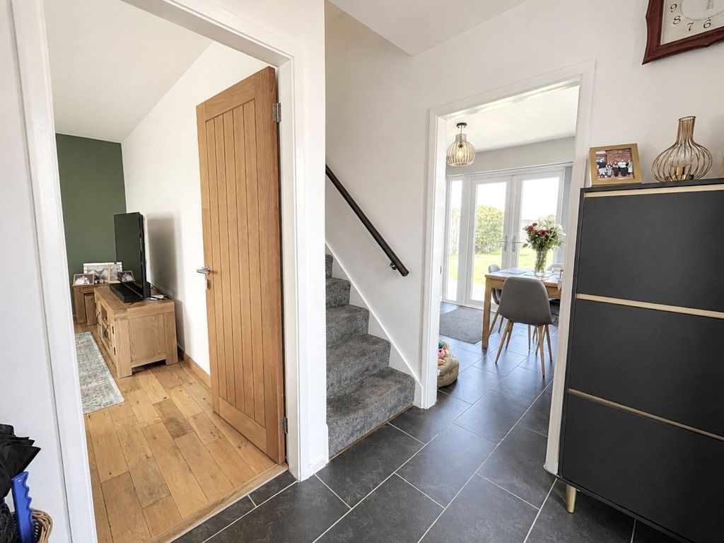 Property photo 2 of 18 Picture No. 07