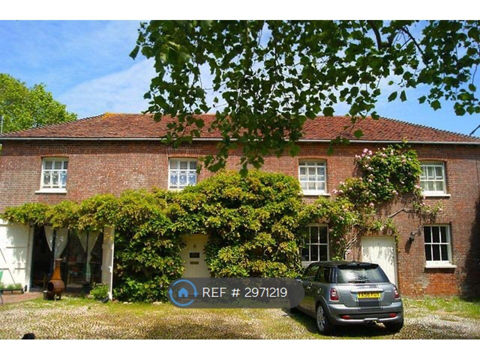 Property photo 3 of 31