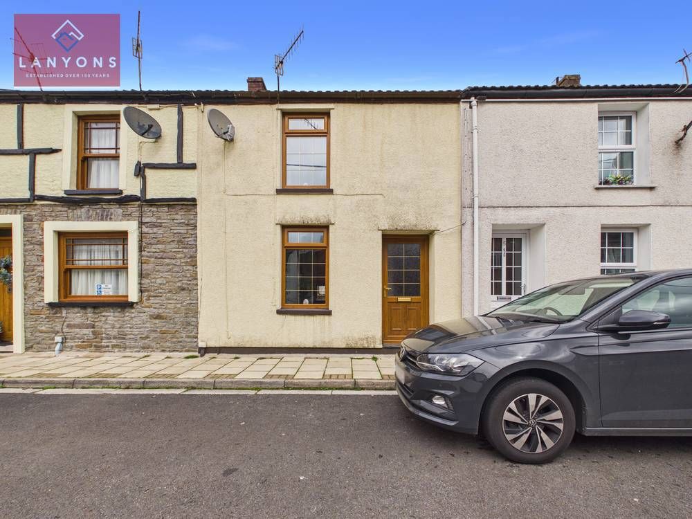Property photo 1 of 12 Giraffe360-Still002