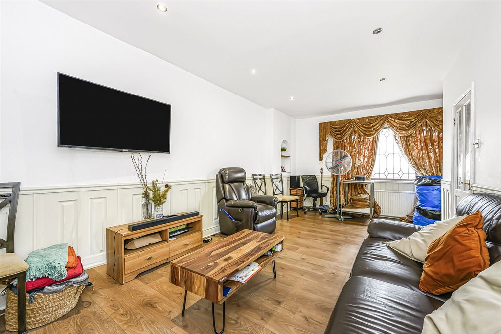 Property photo 2 of 12 Reception Room
