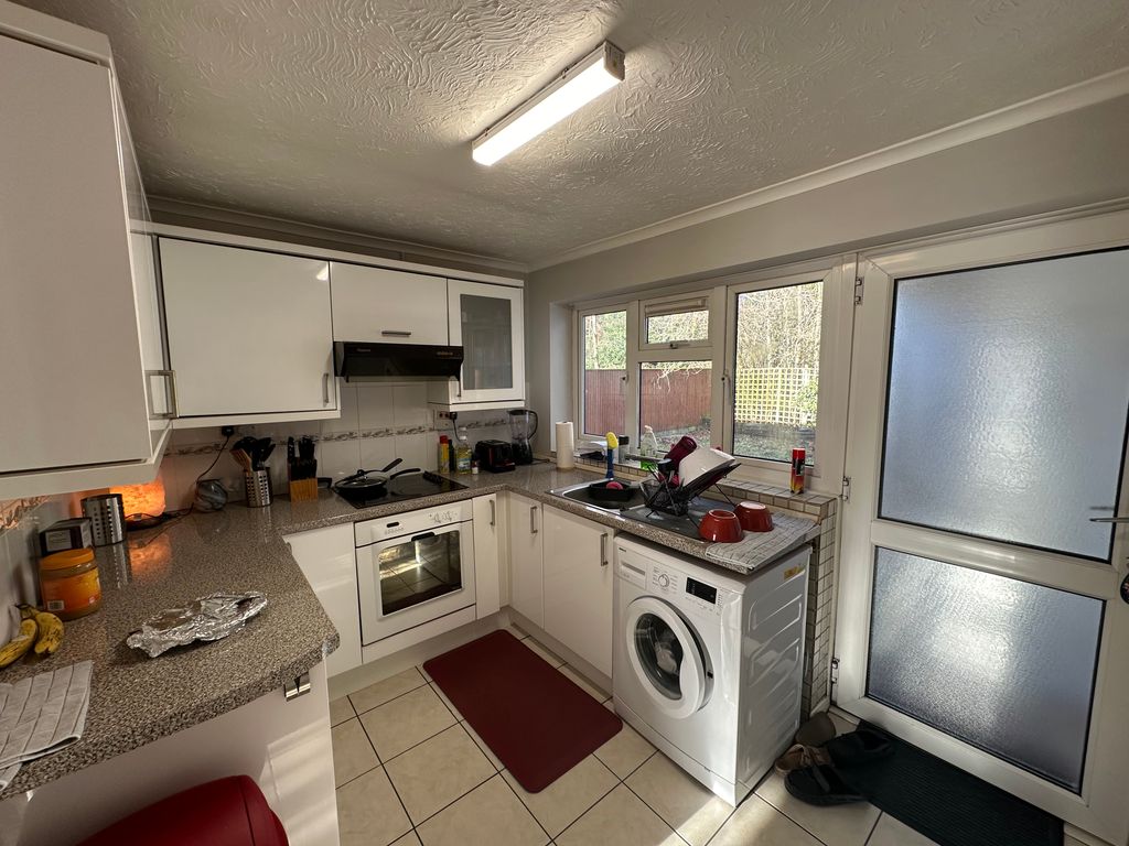 Property photo 2 of 9 Image