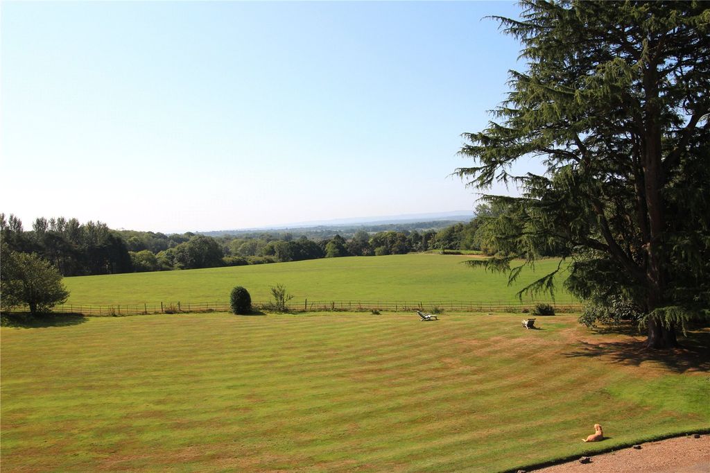 Property photo 2 of 15 Picture No. 05