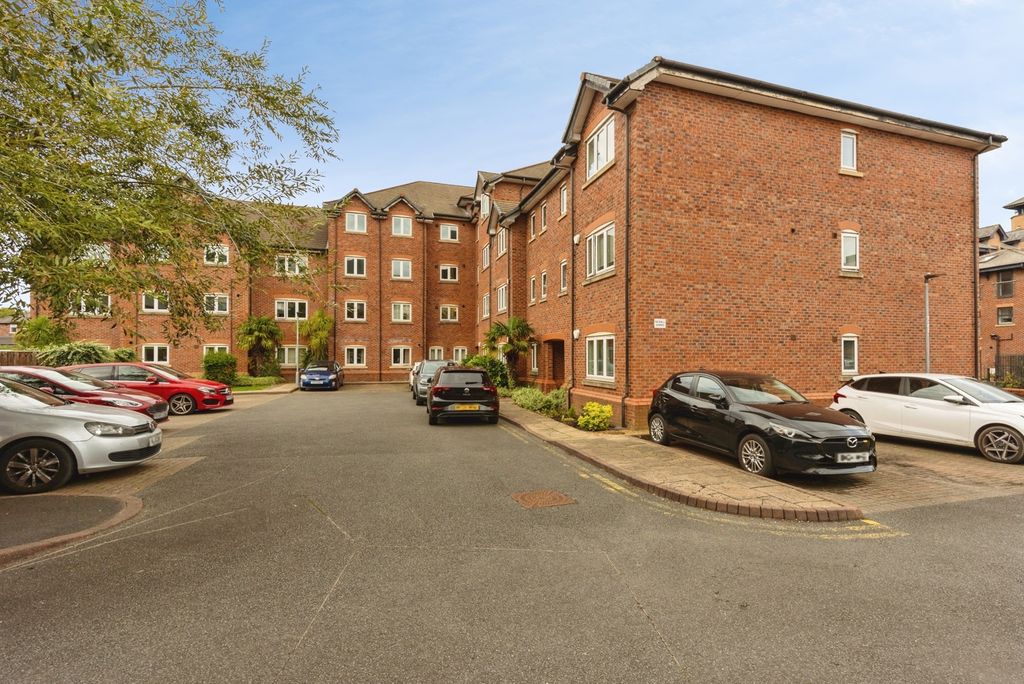 Property photo 1 of 19 Pbox-Img.Jpg