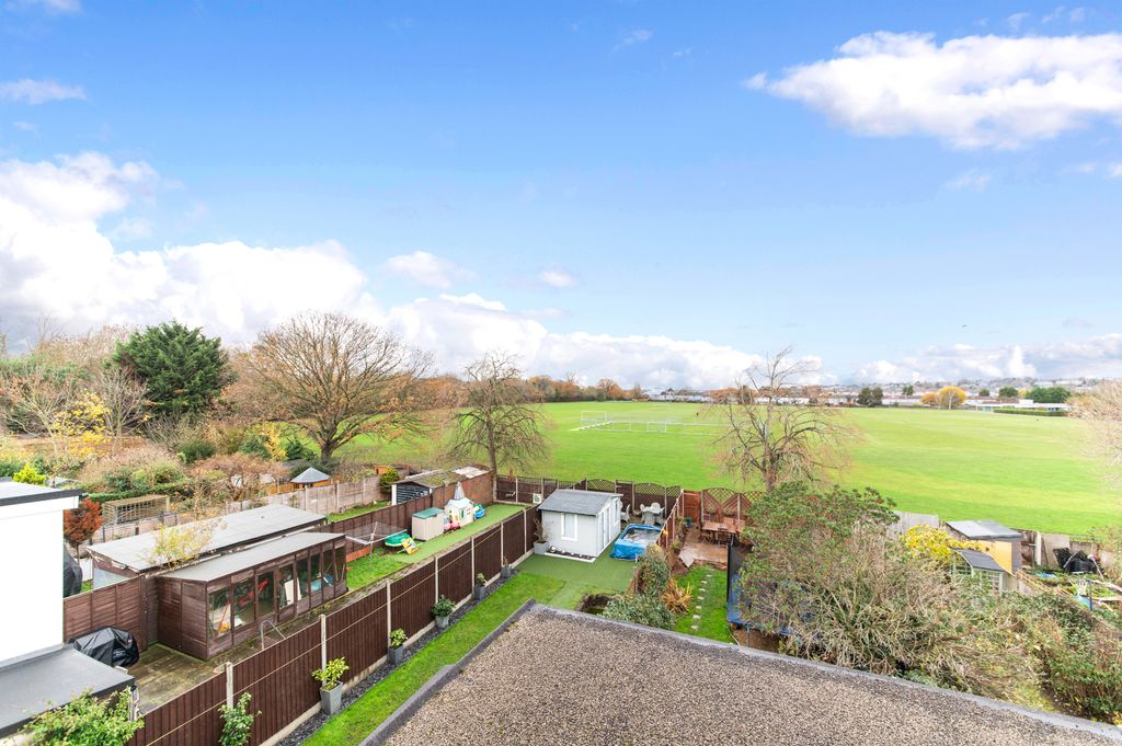 Additional image 18 of 4 bed terraced house for saleCannon Hill Lane, London SW20