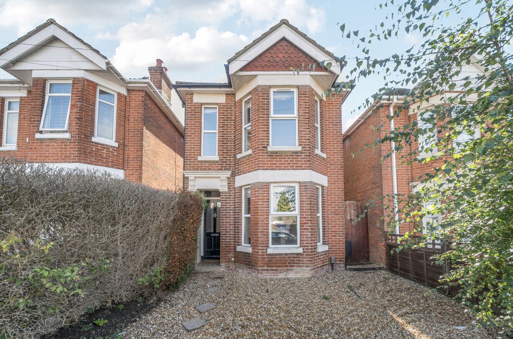 Property photo 1 of 16 1342836-4-68Bab83...