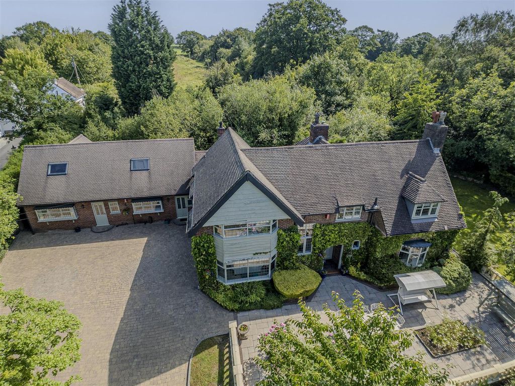 Property photo 1 of 87 Drone
