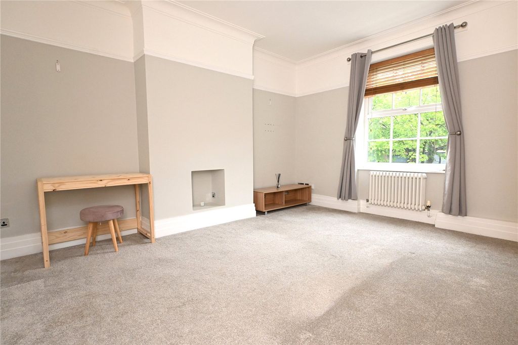 Property photo 2 of 10 Picture No. 08