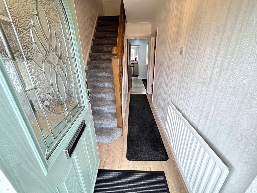 Property photo 3 of 26 Hall