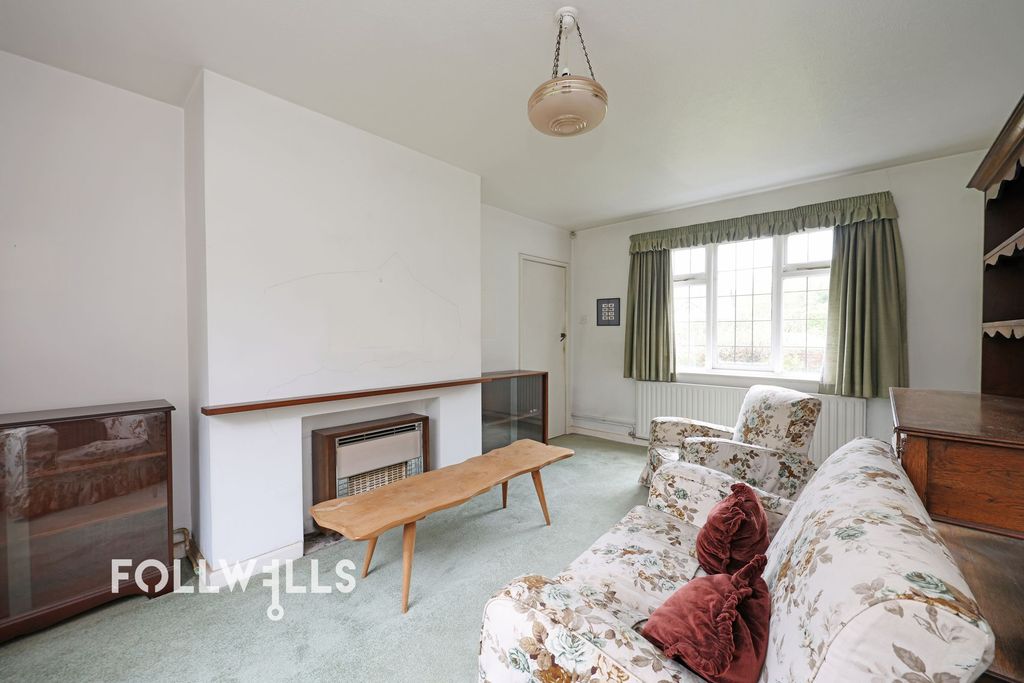 Property photo 2 of 23