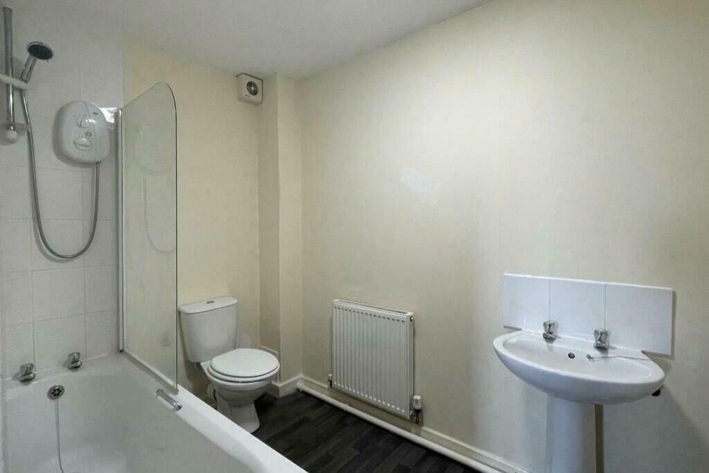 Property photo 3 of 5