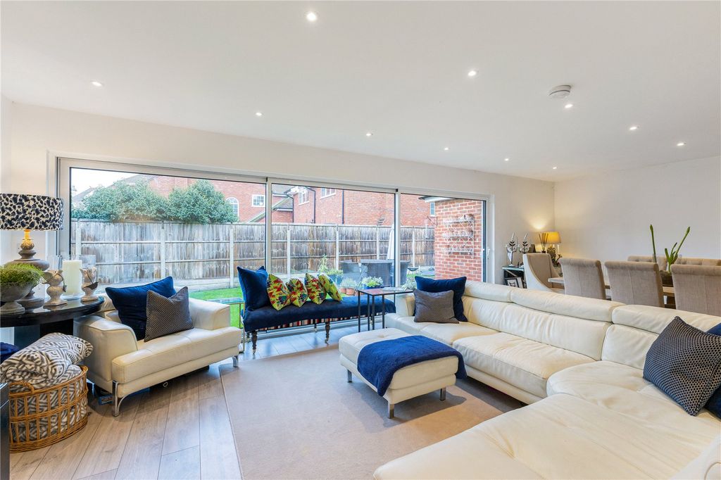 Property photo 2 of 17 Family Room