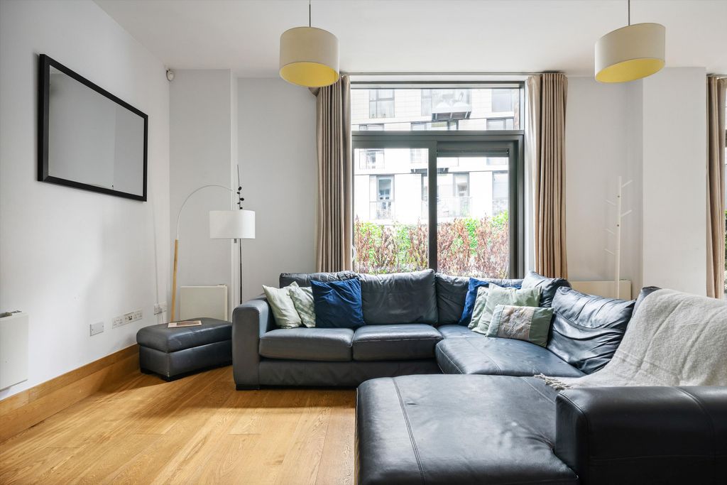 Property photo 3 of 14 Image