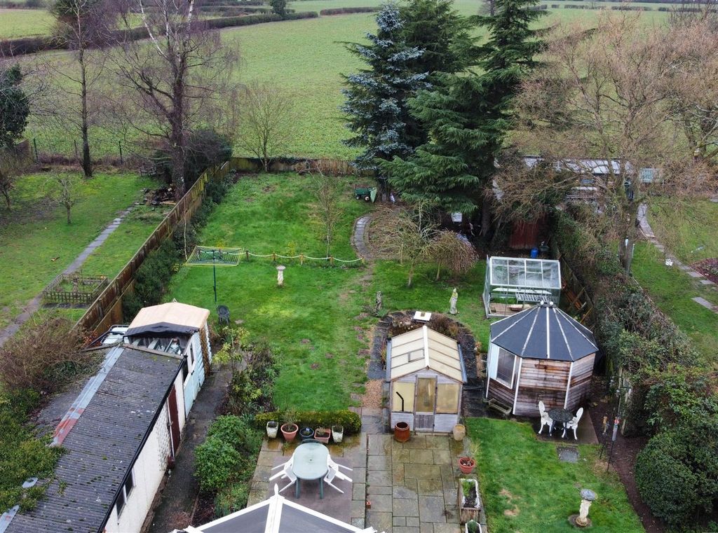 Property photo 3 of 26