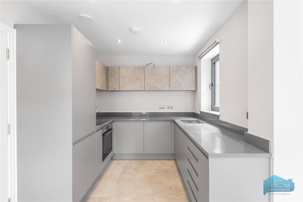 Property photo 3 of 11 Picture No. 05