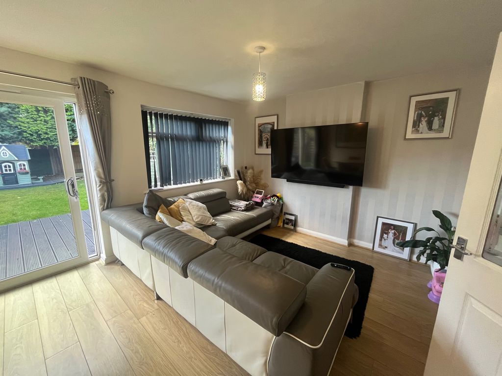 Property photo 3 of 9 Image