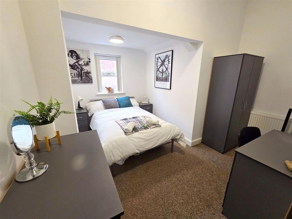 Property photo 1 of 6 20251017_133745.Jpg