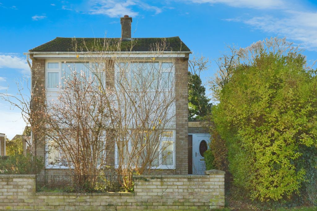 Property photo 1 of 18