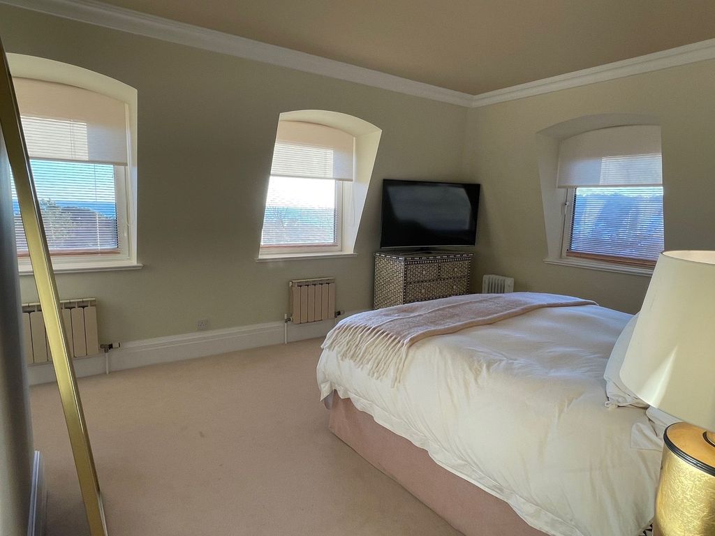 Additional image 10 of 3 bed flat for saleApt 10 Chateau Des Roches, St Brelade JE3