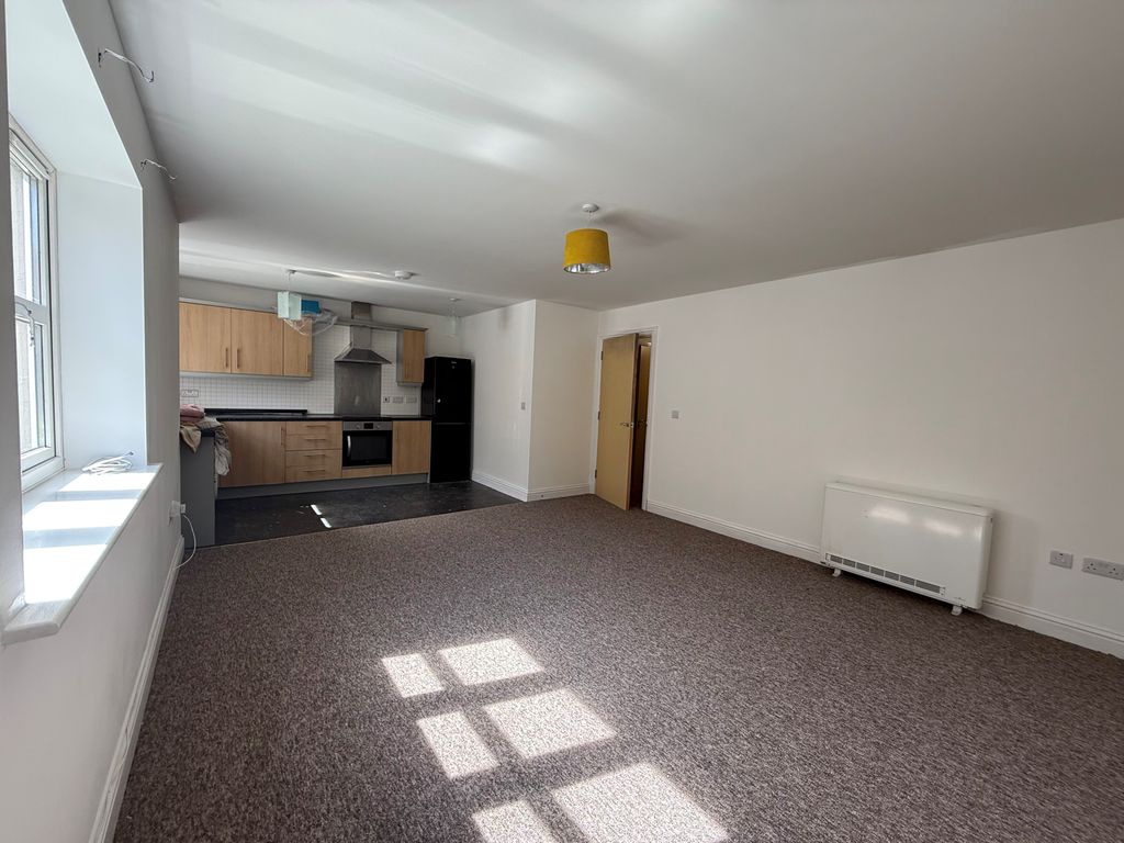 Property photo 3 of 12 Living Room