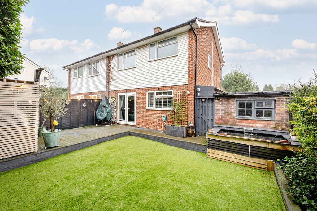 Property photo 1 of 26