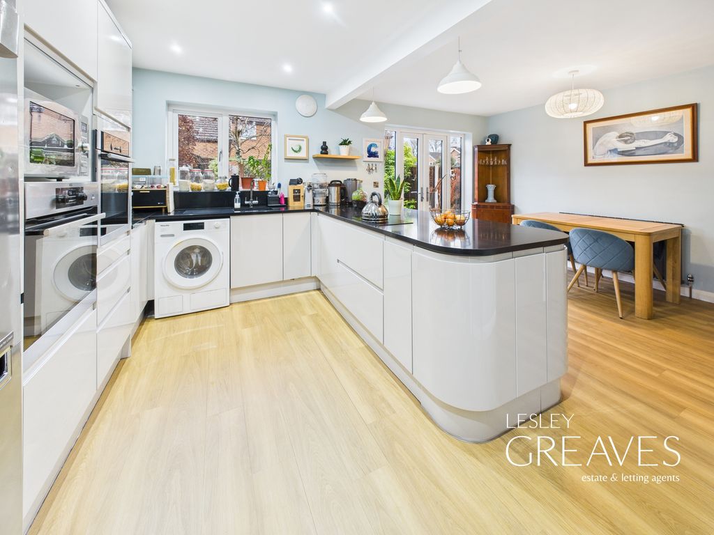 Property photo 2 of 24 Kitchen/Diner